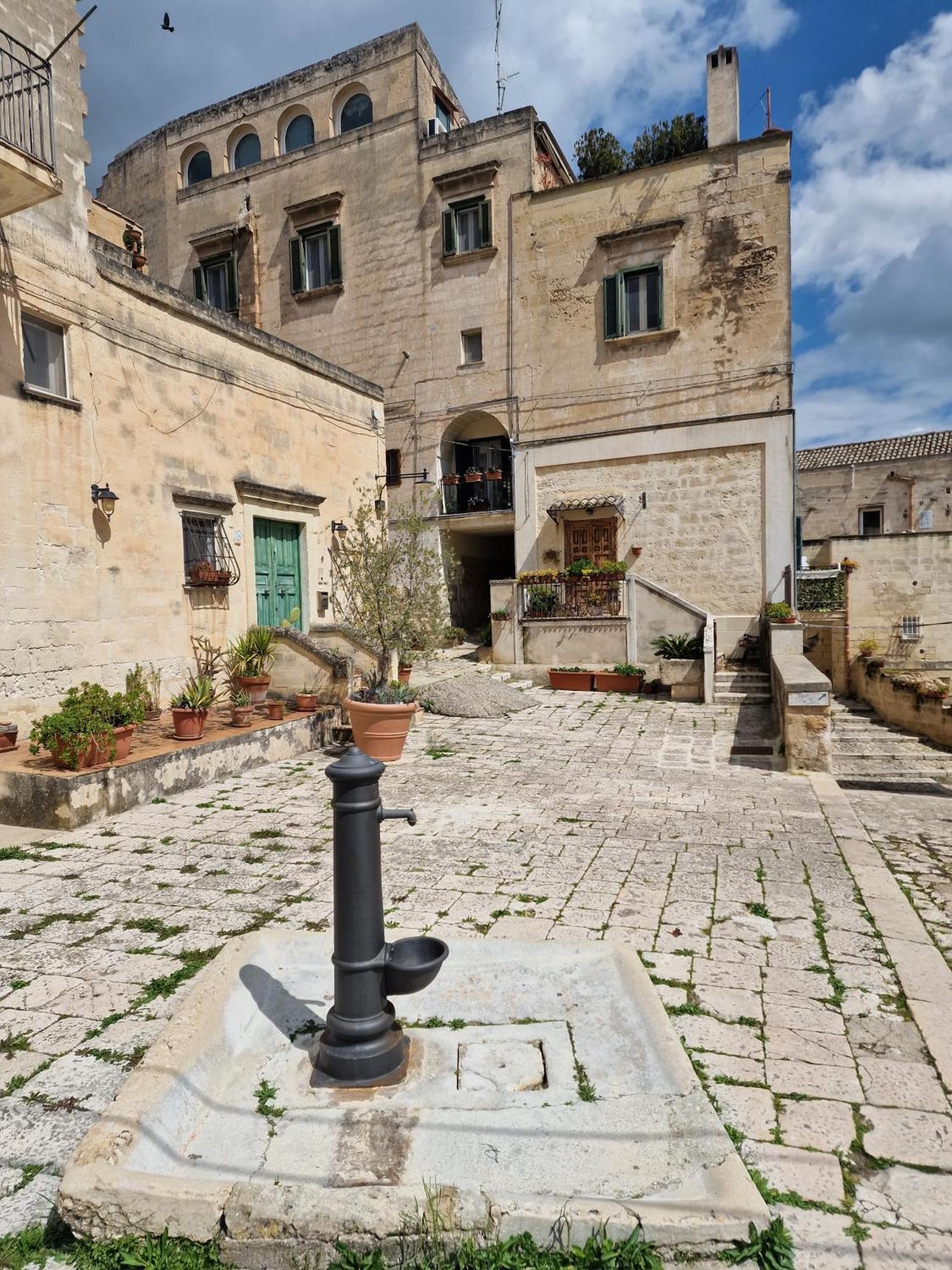 Hotel Casa Del Sole Matera Exterior foto